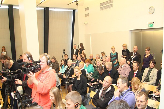 Ventspils paziņo preses konferencē 12.10.2011, kas notika viesnīcā Bergs, par jaunas valūtas apriti - Venti. Vairāk informācijas - www.Visitventspils. Ventspils paziņo preses konferencē 12.10.2011, kas notika viesnīcā Bergs, par jaunas valūtas apriti - Venti. Vairāk informācijas - www.Visitventspils. 67846