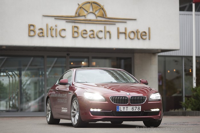 BalticTravelnews.com direktors Aivars Mackevičs testē jauno luksus klases automobili BMW 640d Coupe, kura cena ir 123 150 eiro. Foto: Ingus Evertovski BalticTravelnews.com direktors Aivars Mackevičs testē jauno luksus klases automobili BMW 640d Coupe, kura cena ir 123 150 eiro. Foto: Ingus Evertovski 68713