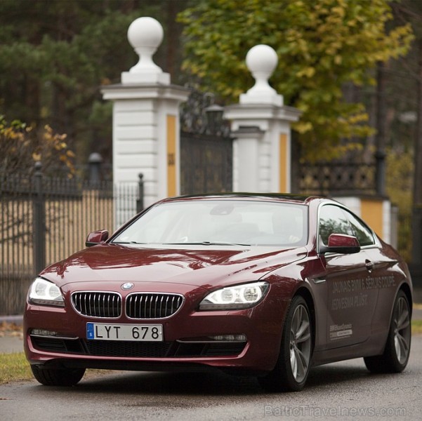 BalticTravelnews.com direktors Aivars Mackevičs testē jauno luksus klases automobili BMW 640d Coupe. Foto: Ingus Evertovskis BalticTravelnews.com direktors Aivars Mackevičs testē jauno luksus klases automobili BMW 640d Coupe. Foto: Ingus Evertovskis 68731