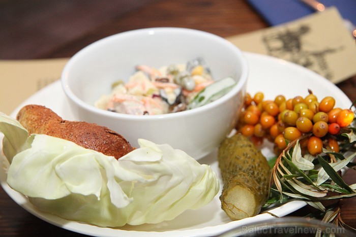 Karstasinīgs brazīlietis Rodžers Riko izbauda latviešu virtuvi un viesmīlību Vecrīgas restorānā Taverna - www.latvianfood.lv Karstasinīgs brazīlietis Rodžers Riko izbauda latviešu virtuvi un viesmīlību Vecrīgas restorānā Taverna - www.latvianfood.lv 69084