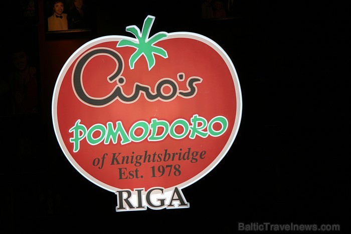 Kosmopolītiskais restorāns Ciros Pomodoro, kas atrodas Galleria Riga, 11.11.2011 svin viena gada jubileju Kosmopolītiskais restorāns Ciros Pomodoro, kas atrodas Galleria Riga, 11.11.2011 svin viena gada jubileju 69095