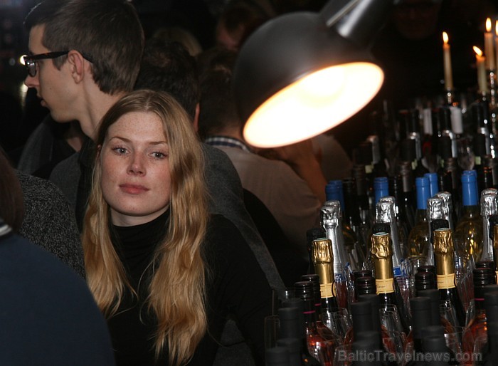 Jaunākā Vīna Studija Rīgā - Stabu 30/Tērbatas ielas krustojumā - atklāšanas pasākums 24.11.2011 - www.vinastudija.lv Jaunākā Vīna Studija Rīgā - Stabu 30/Tērbatas ielas krustojumā - atklāšanas pasākums 24.11.2011 - www.vinastudija.lv 69599
