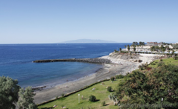 Tā tiek saukta arī par mūžīgā pavasara salu, tā kā laika apstākļi Tenerifē nekad nav auksti vai ļoti karsti Tā tiek saukta arī par mūžīgā pavasara salu, tā kā laika apstākļi Tenerifē nekad nav auksti vai ļoti karsti 70587