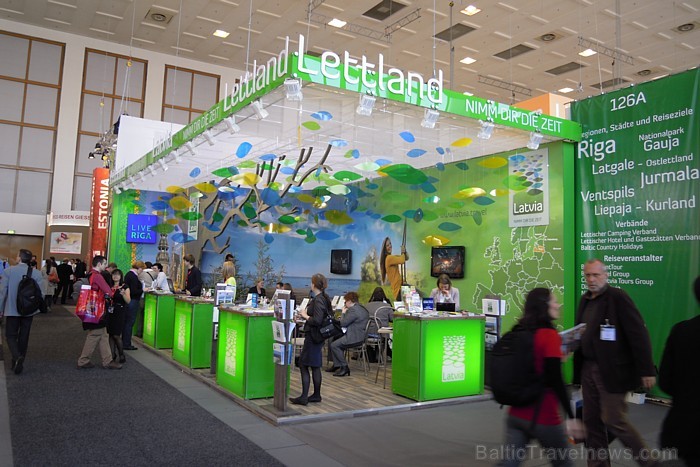 Pasaulē lielākā tūrisma izstāde «ITB Berlin 2012», Latvijas stends Foto: www.transfers-in-europe.com Pasaulē lielākā tūrisma izstāde «ITB Berlin 2012», Latvijas stends Foto: www.transfers-in-europe.com 72676