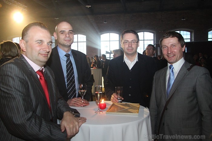 Latvijas lielākā ceļojuma aģentūra «Latvia tours» (www.latviatours.lv) Latvijas dzelzceļa vēstures muzejā svin 20 gadu jubileju Latvijas lielākā ceļojuma aģentūra «Latvia tours» (www.latviatours.lv) Latvijas dzelzceļa vēstures muzejā svin 20 gadu jubileju 73317