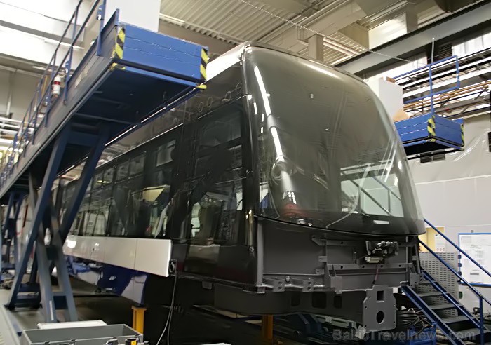 Travelnews.lv redakcija iepazīst Jaunos Škodas tramvajus pirms to izbraucieniem Rīgā www.skoda.cz Travelnews.lv redakcija iepazīst Jaunos Škodas tramvajus pirms to izbraucieniem Rīgā www.skoda.cz 73525