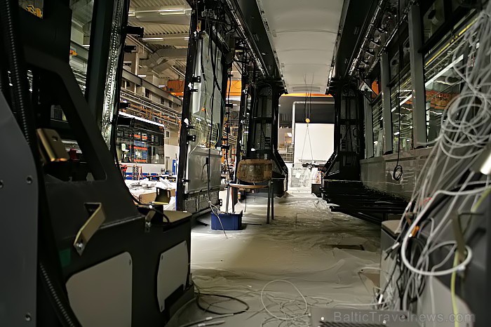 Travelnews.lv redakcija iepazīst Jaunos Škodas tramvajus pirms to izbraucieniem Rīgā www.skoda.cz Travelnews.lv redakcija iepazīst Jaunos Škodas tramvajus pirms to izbraucieniem Rīgā www.skoda.cz 73532