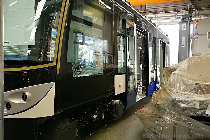 Travelnews.lv redakcija iepazīst Jaunos Škodas tramvajus pirms to izbraucieniem Rīgā www.skoda.cz Travelnews.lv redakcija iepazīst Jaunos Škodas tramvajus pirms to izbraucieniem Rīgā www.skoda.cz 73541