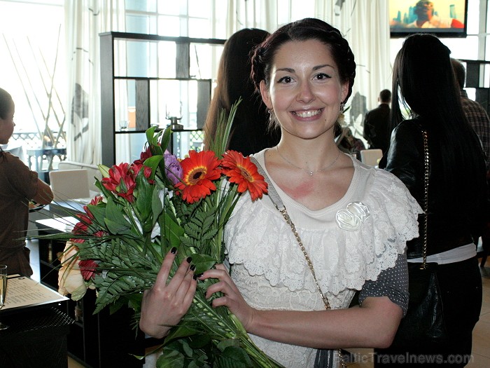 māksliniece Karinē Paronjanc 73782