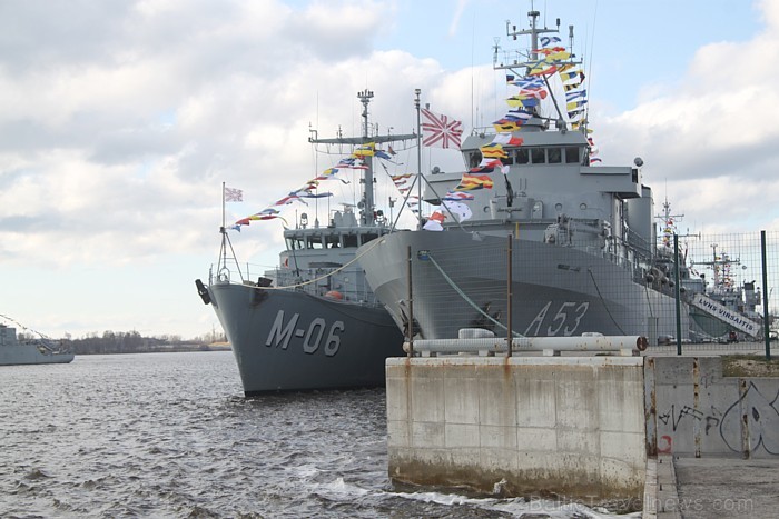 Rīgu apciemoja dažādu valstu militārie kuģi (14.04-15.04.2012), kurus varēja apmeklēt galvaspilsētas iedzīvotāji un viesi Rīgu apciemoja dažādu valstu militārie kuģi (14.04-15.04.2012), kurus varēja apmeklēt galvaspilsētas iedzīvotāji un viesi 73955