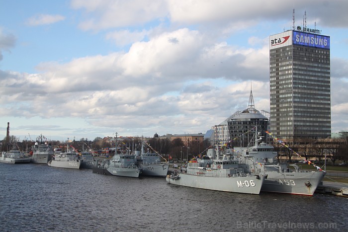 Rīgu apciemoja dažādu valstu militārie kuģi (14.04-15.04.2012), kurus varēja apmeklēt galvaspilsētas iedzīvotāji un viesi Rīgu apciemoja dažādu valstu militārie kuģi (14.04-15.04.2012), kurus varēja apmeklēt galvaspilsētas iedzīvotāji un viesi 73961