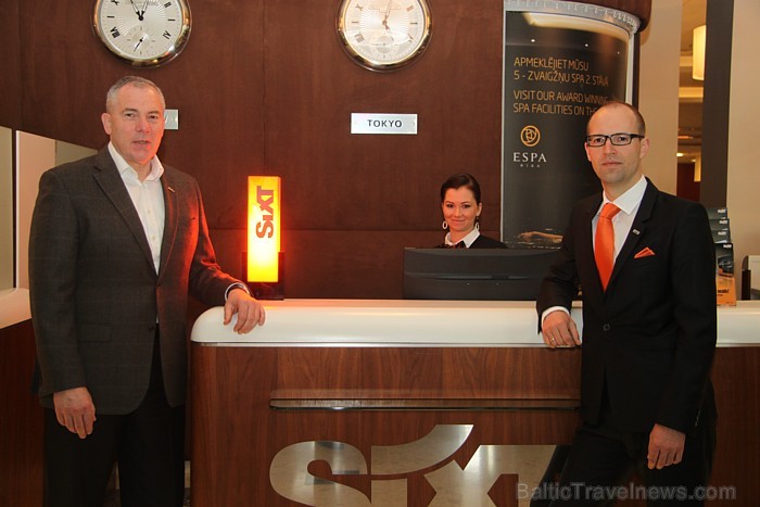 Viesnīcas Radisson Blu Latvija ģenerāldirektors Volfgangs Vāgners (Wolfgang Wagner) un autonomas Sixt vadītājs Baltijas valstīs Arnis Jaudzems Viesnīcas Radisson Blu Latvija ģenerāldirektors Volfgangs Vāgners (Wolfgang Wagner) un autonomas Sixt vadītājs Baltijas valstīs Arnis Jaudzems 74190