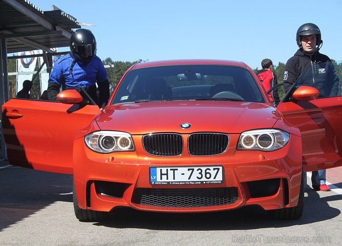 Latvijas BMW klubs (www.bmwklubs.lv) sadarbībā ar oficiālo BMW pārstāvi Latvijā BM Auto (www.bmauto.lv) rīko jau 7. Latvijas BMW festivālu Latvijas BMW klubs (www.bmwklubs.lv) sadarbībā ar oficiālo BMW pārstāvi Latvijā BM Auto (www.bmauto.lv) rīko jau 7. Latvijas BMW festivālu 74399