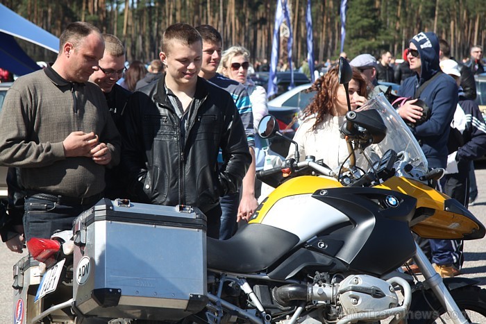 Latvijas BMW klubs (www.bmwklubs.lv) sadarbībā ar oficiālo BMW pārstāvi Latvijā BM Auto (www.bmauto.lv) rīko jau 7. Latvijas BMW festivālu Latvijas BMW klubs (www.bmwklubs.lv) sadarbībā ar oficiālo BMW pārstāvi Latvijā BM Auto (www.bmauto.lv) rīko jau 7. Latvijas BMW festivālu 74403