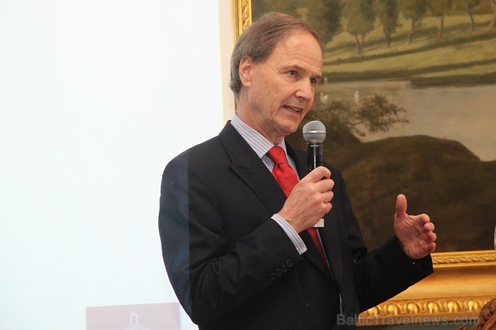 2012.gada aprīlī Rīgā viesojās «Villeroy&Boch» ģimenes uzņēmuma pārstāvis Dr. Alexander von Boch 2012.gada aprīlī Rīgā viesojās «Villeroy&Boch» ģimenes uzņēmuma pārstāvis Dr. Alexander von Boch 74458