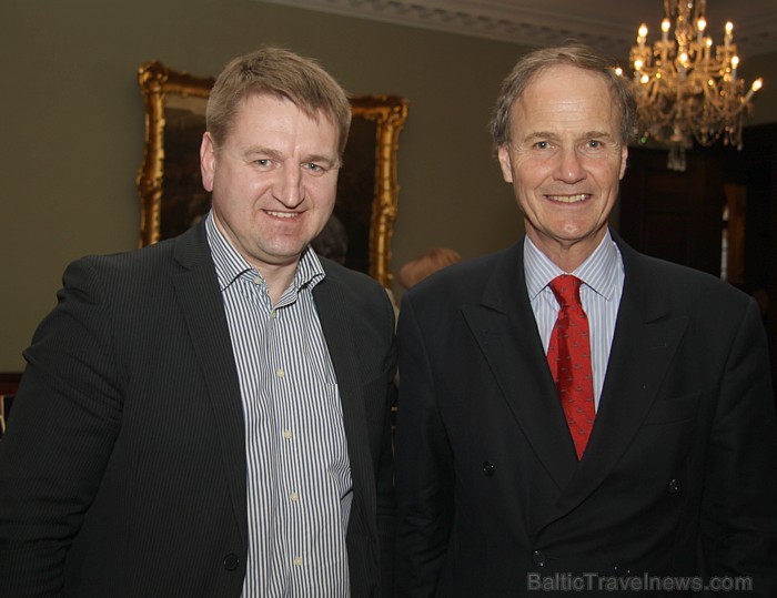 BalticTravelnews.com direktors Aivars Mackevičs un «Villeroy&Boch» mākslinieciskais direktors Dr. Alexander von Boch BalticTravelnews.com direktors Aivars Mackevičs un «Villeroy&Boch» mākslinieciskais direktors Dr. Alexander von Boch 74476
