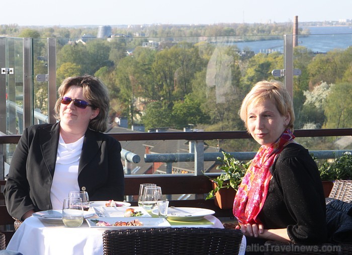 Rīgas skaistākās panorāmas jumta terase Pārdaugavā ir atklāta vasaras sezonai - www.islandehotel.lv Rīgas skaistākās panorāmas jumta terase Pārdaugavā ir atklāta vasaras sezonai - www.islandehotel.lv 75158