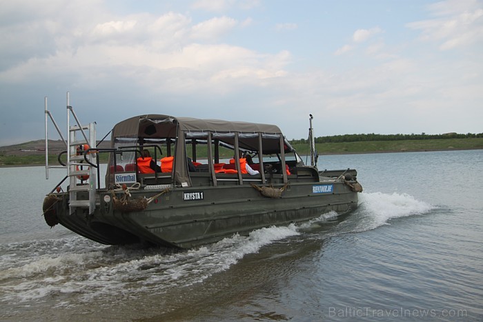 Piedzīvojumu ceļojums ar militāro amfībiju DUKW 353 pa Leipcigas apkārtnes ezeriem un sauszemi - www.amphibientour.de Piedzīvojumu ceļojums ar militāro amfībiju DUKW 353 pa Leipcigas apkārtnes ezeriem un sauszemi - www.amphibientour.de 75479