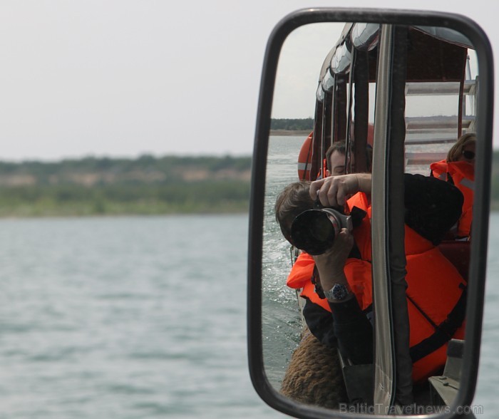 Piedzīvojumu ceļojums ar militāro amfībiju DUKW 353 pa Leipcigas apkārtnes ezeriem un sauszemi - www.amphibientour.de Piedzīvojumu ceļojums ar militāro amfībiju DUKW 353 pa Leipcigas apkārtnes ezeriem un sauszemi - www.amphibientour.de 75483