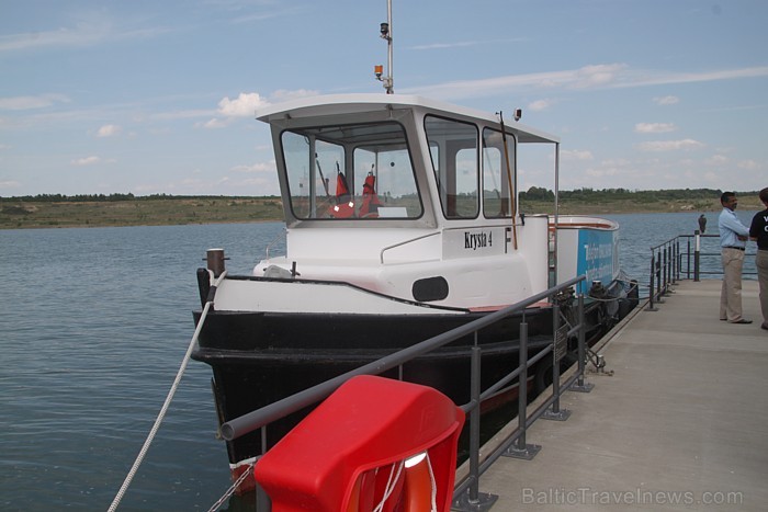 Piedzīvojumu ceļojums ar militāro amfībiju DUKW 353 pa Leipcigas apkārtnes ezeriem un sauszemi - www.amphibientour.de Piedzīvojumu ceļojums ar militāro amfībiju DUKW 353 pa Leipcigas apkārtnes ezeriem un sauszemi - www.amphibientour.de 75486