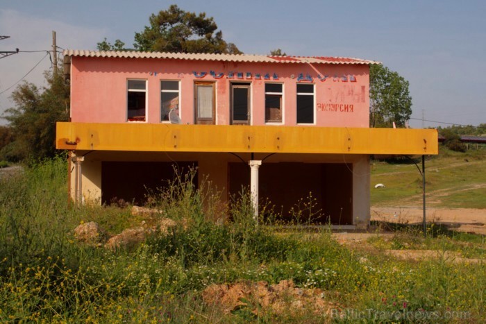 Alānija atrodas Tauru kalnu pakājē un kādreiz ir bijusi Kleopatras iemīļotākā atpūtas vieta Turcijā. www.novatours.lv Alānija atrodas Tauru kalnu pakājē un kādreiz ir bijusi Kleopatras iemīļotākā atpūtas vieta Turcijā. www.novatours.lv 75551