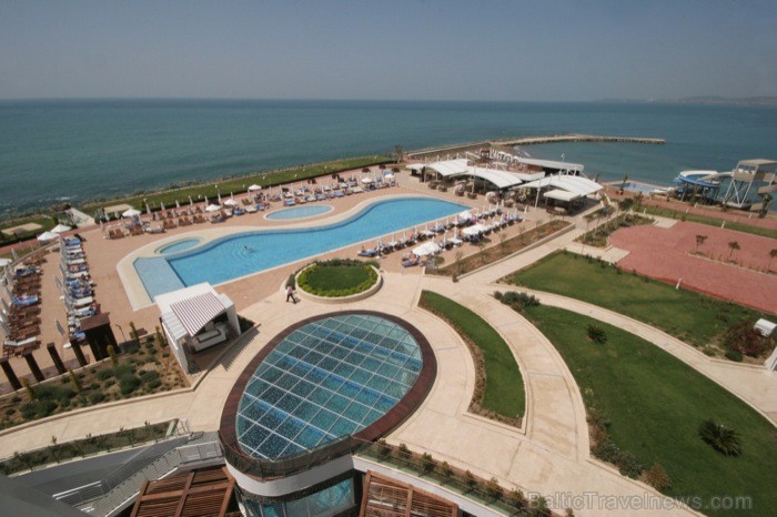 Viesnīca SENSIDO GOLD ISLAND 5* (ALANYA) – skats pa logu. www.goadventure.lv 75821