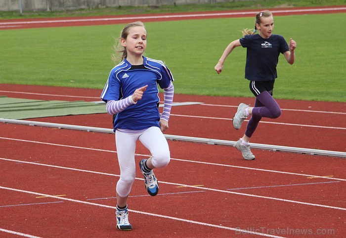 Ogres novada sporta centra atklātās sacensības vieglatlētikā - vairāk informācijas par Ogri - www.latvijascentrs.lv Ogres novada sporta centra atklātās sacensības vieglatlētikā - vairāk informācijas par Ogri - www.latvijascentrs.lv 75918