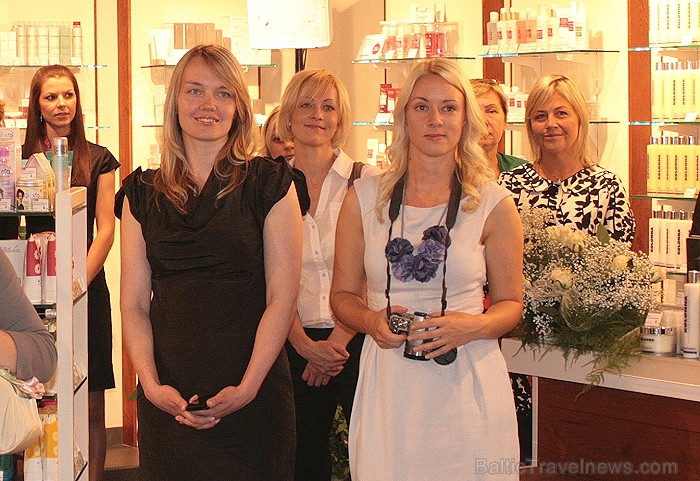 Pa kreisi - Rūta Vilsone, SIA Baltic Cosmetic Holding valdes locekle un Evija Proško, SIA Baltic Cosmetic Holding mārketinga vadītāja Pa kreisi - Rūta Vilsone, SIA Baltic Cosmetic Holding valdes locekle un Evija Proško, SIA Baltic Cosmetic Holding mārketinga vadītāja 76327