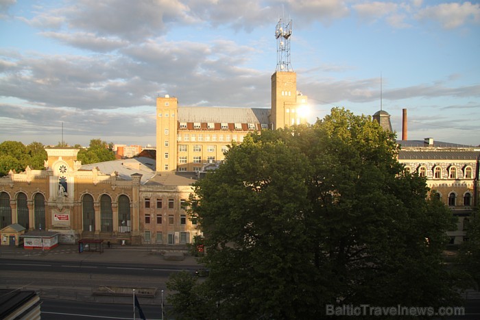 Rīgas viesnīcas Days Hotel restorāna Sunny Melody jumta terase ir iecienīta muzikāla rakstura tikšanās vieta - www.dayshotelriga.com Rīgas viesnīcas Days Hotel restorāna Sunny Melody jumta terase ir iecienīta muzikāla rakstura tikšanās vieta - www.dayshotelriga.com 77148