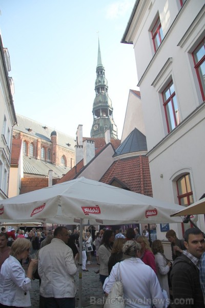 2012. gada 15. un 16. jūnijā viesnīcas Konventa Sēta iekšpagalmā, Rīgā, Kalēju ielā 9/11 - «Vīna festivāls 2012» - www.konventa.lv 2012. gada 15. un 16. jūnijā viesnīcas Konventa Sēta iekšpagalmā, Rīgā, Kalēju ielā 9/11 - «Vīna festivāls 2012» - www.konventa.lv 77191