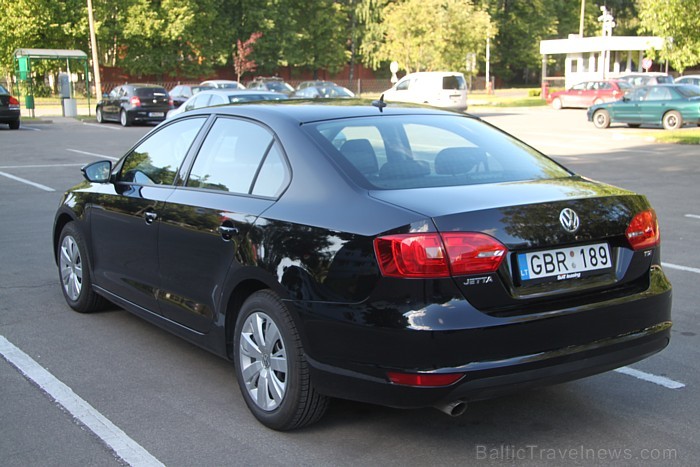 Tā kā autonoma Sixt ir starptautiska kompānija un ir viena no lielākajām autonomām pasaulē, tad ceļotājiem tiek piedāvātas dažādas automašīnās ar dažā Tā kā autonoma Sixt ir starptautiska kompānija un ir viena no lielākajām autonomām pasaulē, tad ceļotājiem tiek piedāvātas dažādas automašīnās ar dažā 78076