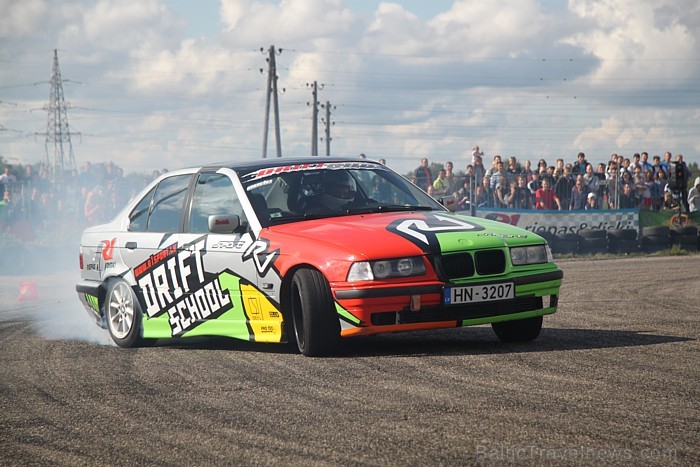 Latvijas drifta sacīkstes norisinājās 14.07.2012 Daugavpils kartadromā «Blāzma» Foto sponsors: Daugavpils 3 zvaigžņu viesnīca Park Hotel Latgola - www Latvijas drifta sacīkstes norisinājās 14.07.2012 Daugavpils kartadromā «Blāzma» Foto sponsors: Daugavpils 3 zvaigžņu viesnīca Park Hotel Latgola - www 78794