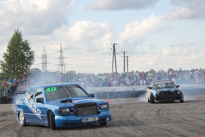 Latvijas drifta sacīkstes norisinājās 14.07.2012 Daugavpils kartadromā «Blāzma» Foto sponsors: Daugavpils 3 zvaigžņu viesnīca Park Hotel Latgola - www Latvijas drifta sacīkstes norisinājās 14.07.2012 Daugavpils kartadromā «Blāzma» Foto sponsors: Daugavpils 3 zvaigžņu viesnīca Park Hotel Latgola - www 78814