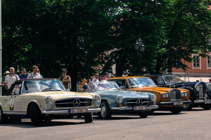 No 2012. gada 12. līdz 14. jūlijam norisinājās 4. Dikļu pils Retro rallijs, kurā piedalījās 18 ekipāžas no Latvijas, Krievijas un Baltkrievijas Foto: No 2012. gada 12. līdz 14. jūlijam norisinājās 4. Dikļu pils Retro rallijs, kurā piedalījās 18 ekipāžas no Latvijas, Krievijas un Baltkrievijas Foto: 78928