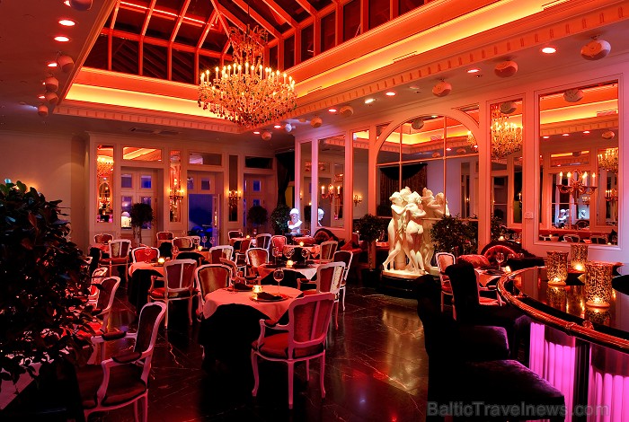 Viesnīcas Grand Palace Hotel restorāns Suite prezentē meža sēņu un ogu ēdienkarti Foto: www.suitelife.lv Viesnīcas Grand Palace Hotel restorāns Suite prezentē meža sēņu un ogu ēdienkarti Foto: www.suitelife.lv 79586