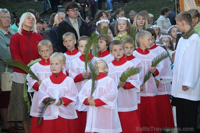 Vissvētākās Jaunavas Marijas debesbraukšanas svētki Aglonā (Aglyunā) 14./15.08.2012 80347