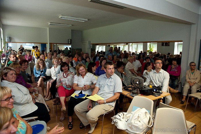 Tūrisma firma Travel Time atzīme 5 gadu jubileju grupu ceļojumiem Foto: Renārs Koris, www.traveltime.lv Tūrisma firma Travel Time atzīme 5 gadu jubileju grupu ceļojumiem Foto: Renārs Koris, www.traveltime.lv 80383