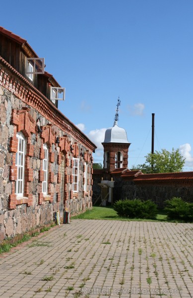 Mostes novadā (Igaunija) ceļotāju apskatei un atpūtai ir pieejama atjaunotā spirta fabrika - Mostes muiža. Šodien šeit ir ierīkots atpūtas komplekss a Mostes novadā (Igaunija) ceļotāju apskatei un atpūtai ir pieejama atjaunotā spirta fabrika - Mostes muiža. Šodien šeit ir ierīkots atpūtas komplekss a 80652
