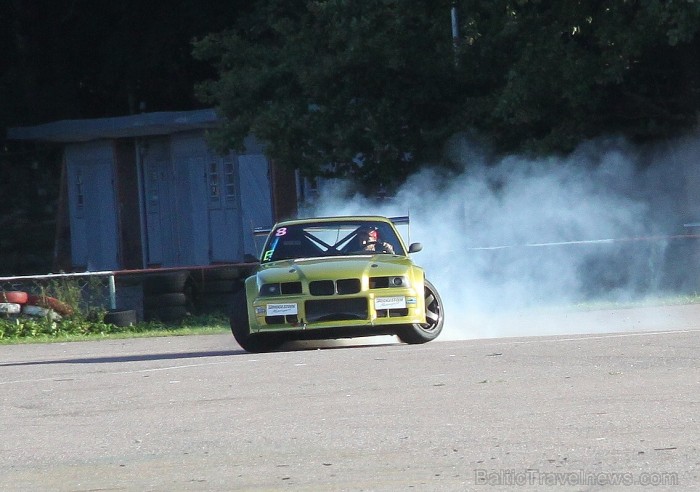 Latvijas un Igaunijas dragreisa sezonas fināls «BRIDGESTONE Dragrace Cup 2012», kas notiks svētdien, 2.09.2012 - www.forsaza.lv Latvijas un Igaunijas dragreisa sezonas fināls «BRIDGESTONE Dragrace Cup 2012», kas notiks svētdien, 2.09.2012 - www.forsaza.lv 81285