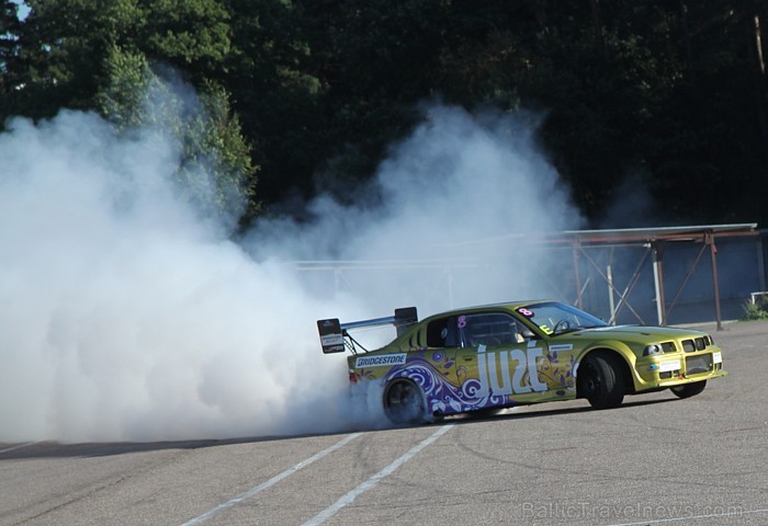 Latvijas un Igaunijas dragreisa sezonas fināls «BRIDGESTONE Dragrace Cup 2012», kas notiks svētdien, 2.09.2012 - www.forsaza.lv Latvijas un Igaunijas dragreisa sezonas fināls «BRIDGESTONE Dragrace Cup 2012», kas notiks svētdien, 2.09.2012 - www.forsaza.lv 81286