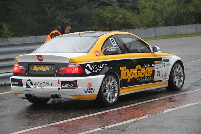 «1000km Grand Prix Riga» uzvarētājs BMW M3 ar 21 numuru no Lietuvas - SCAENT BALTIC RACING TEAM - www.1000km.lv «1000km Grand Prix Riga» uzvarētājs BMW M3 ar 21 numuru no Lietuvas - SCAENT BALTIC RACING TEAM - www.1000km.lv 81379