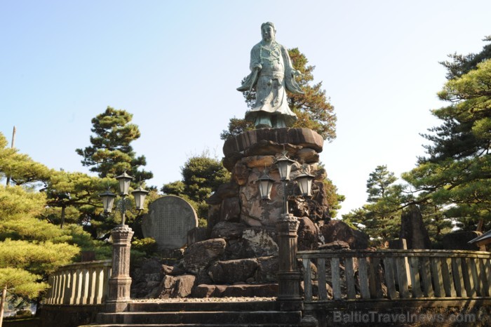Tūrisma nozare Japānā ir atdzīvojusies, lai atkal tūristiem no visas pasaules ļautu baudīt tās neatkārtojamo kultūru. Foto: www.traveltime.lv Tūrisma nozare Japānā ir atdzīvojusies, lai atkal tūristiem no visas pasaules ļautu baudīt tās neatkārtojamo kultūru. Foto: www.traveltime.lv 81808