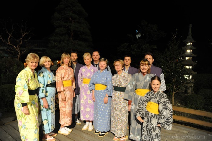 Tūrisma nozare Japānā ir atdzīvojusies, lai atkal tūristiem no visas pasaules ļautu baudīt tās neatkārtojamo kultūru. Foto: www.traveltime.lv Tūrisma nozare Japānā ir atdzīvojusies, lai atkal tūristiem no visas pasaules ļautu baudīt tās neatkārtojamo kultūru. Foto: www.traveltime.lv 81819