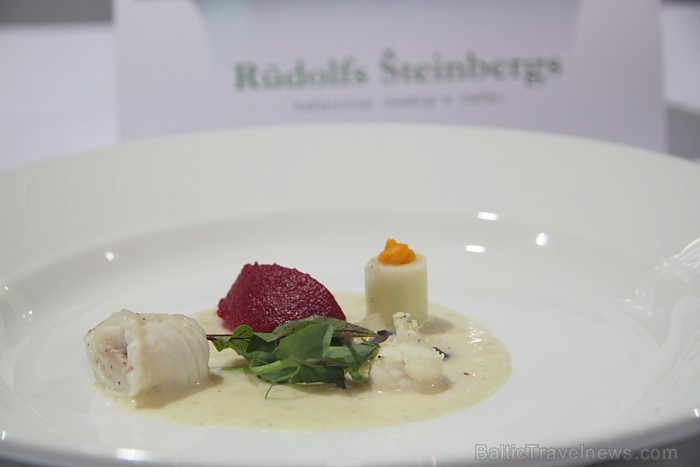 Pavāru konkurss «Latvijas 2012. gada pavārs» pārtikas izstādē «Riga Food 2012». Foto sponsors: www.pavaruklubs.lv Pavāru konkurss «Latvijas 2012. gada pavārs» pārtikas izstādē «Riga Food 2012». Foto sponsors: www.pavaruklubs.lv 81932