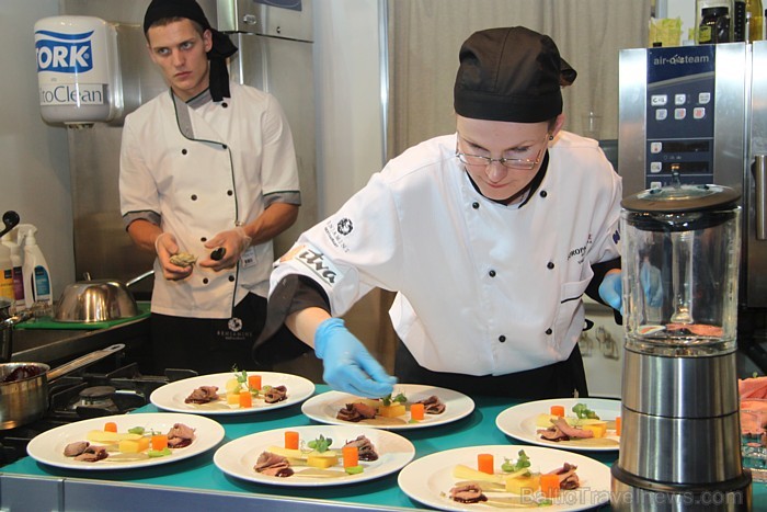 Pavāru konkurss «Latvijas 2012. gada pavārs» pārtikas izstādē «Riga Food 2012». Foto sponsors: www.pavaruklubs.lv Pavāru konkurss «Latvijas 2012. gada pavārs» pārtikas izstādē «Riga Food 2012». Foto sponsors: www.pavaruklubs.lv 81941