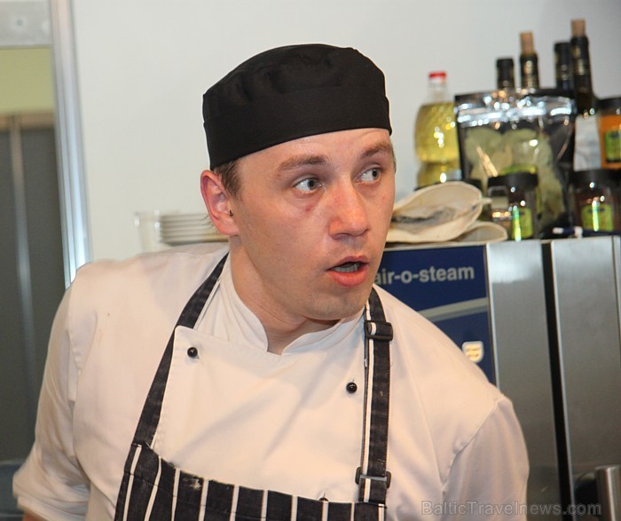 Pavāru konkurss «Latvijas 2012. gada pavārs» pārtikas izstādē «Riga Food 2012». Foto sponsors: www.pavaruklubs.lv Pavāru konkurss «Latvijas 2012. gada pavārs» pārtikas izstādē «Riga Food 2012». Foto sponsors: www.pavaruklubs.lv 81944