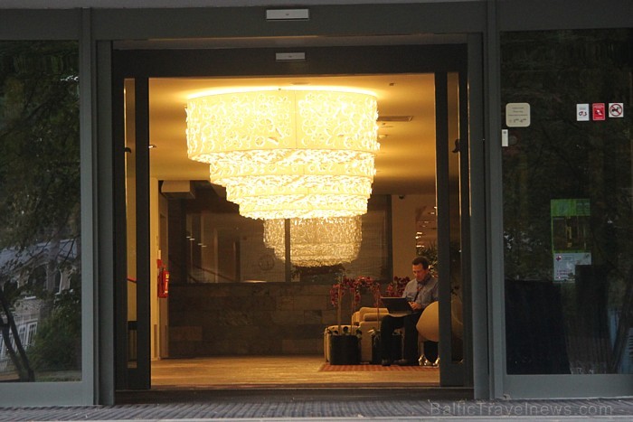 Hotel Jūrmala Spa atzīst savu kļūdu un ir gatava pozitīvi reaģēt uz viesu pretenzijām un nepieciešamības gadījumā izmaksāt kompensācijas Hotel Jūrmala Spa atzīst savu kļūdu un ir gatava pozitīvi reaģēt uz viesu pretenzijām un nepieciešamības gadījumā izmaksāt kompensācijas 82710