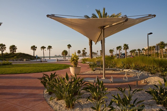 Saulainā Florida, kur saule spīd 300 dienas gadā, spēj apburt ikvienu. Foto: www.visitclearwaterflorida.com Saulainā Florida, kur saule spīd 300 dienas gadā, spēj apburt ikvienu. Foto: www.visitclearwaterflorida.com 82990