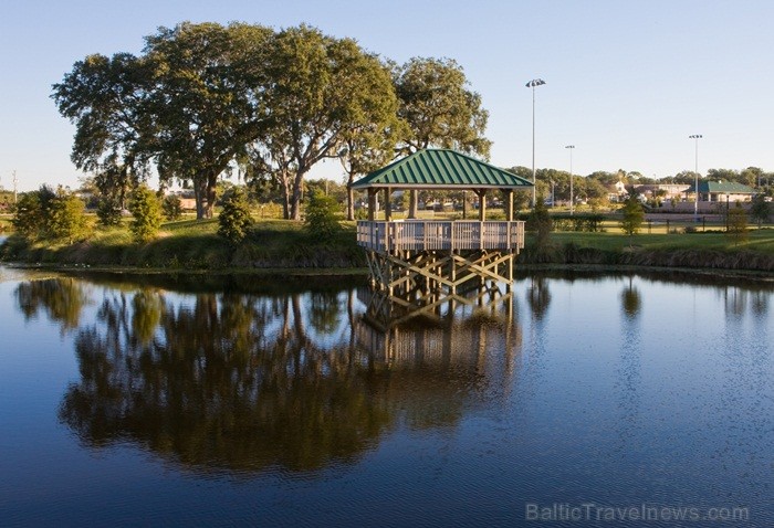 Saulainā Florida, kur saule spīd 300 dienas gadā, spēj apburt ikvienu. Foto: www.visitclearwaterflorida.com Saulainā Florida, kur saule spīd 300 dienas gadā, spēj apburt ikvienu. Foto: www.visitclearwaterflorida.com 83039