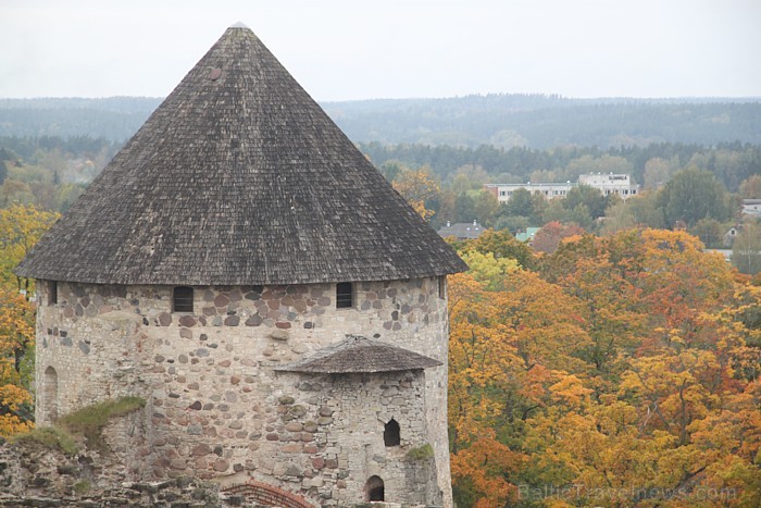 Cēsu viduslaiku pils celta pirms 1218. gada un ilgus gadus kalpojusi par Livonijas ordeņa administratīvo centru. Bijusi viena no lielākajām viduslaiku Cēsu viduslaiku pils celta pirms 1218. gada un ilgus gadus kalpojusi par Livonijas ordeņa administratīvo centru. Bijusi viena no lielākajām viduslaiku 83073